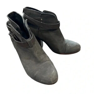 Rag & Bone Women's Harrow Gray Distressed Suede Ankle Boots Size 39, US 9 GUC